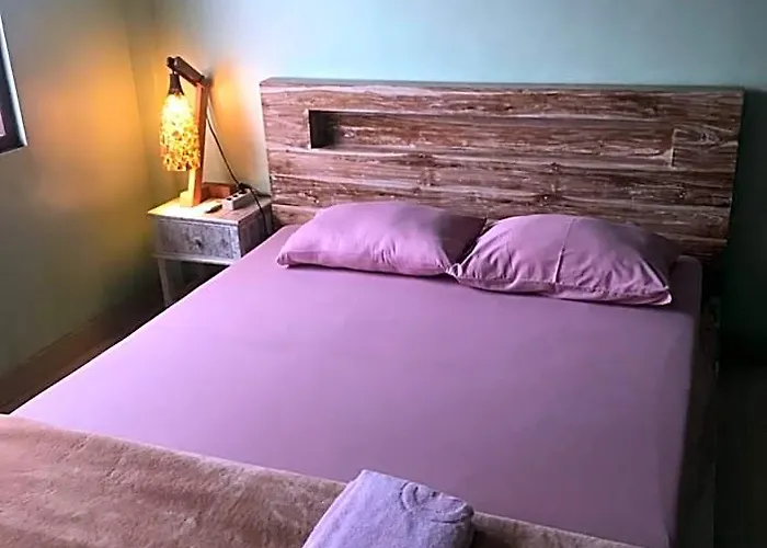 Nua House Ostello *